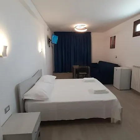 Saponaro - 4*